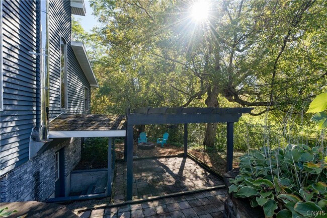 Photo - 209 Washington St