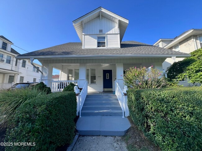 Building Photo - 202 McCabe Ave Rental