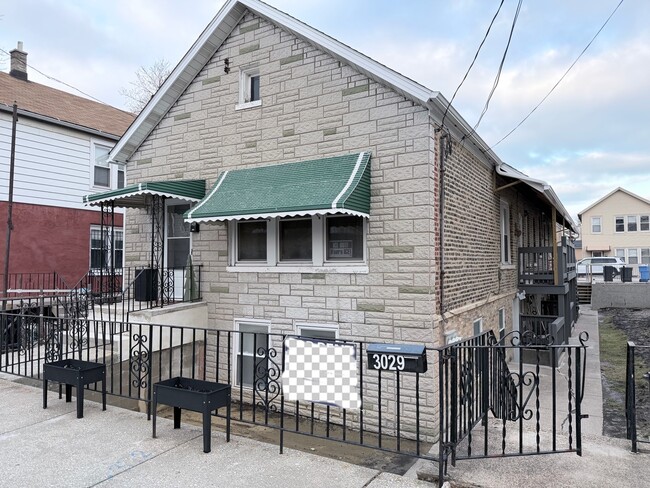 Building Photo - 3029 S Keeley St Unit B