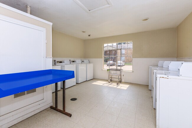 Photo - Creekside North