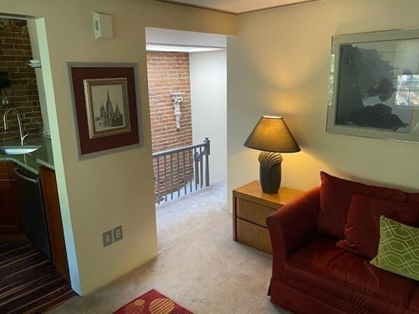 Photo - 42 Melrose St Unit 3