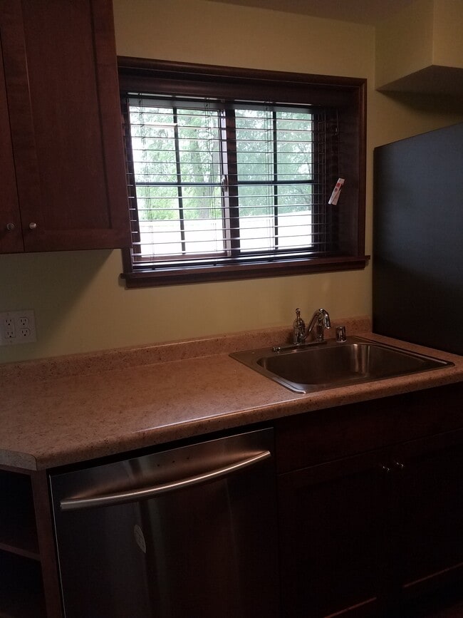 Photo - 5920 Dendron Ln