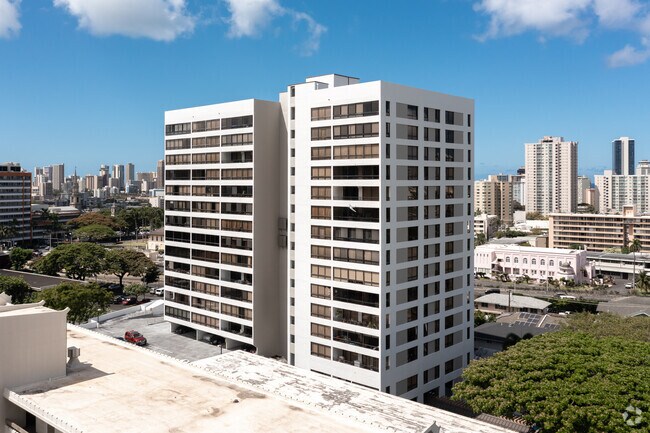 Makiki Park Place - Makiki Park Place Apartments