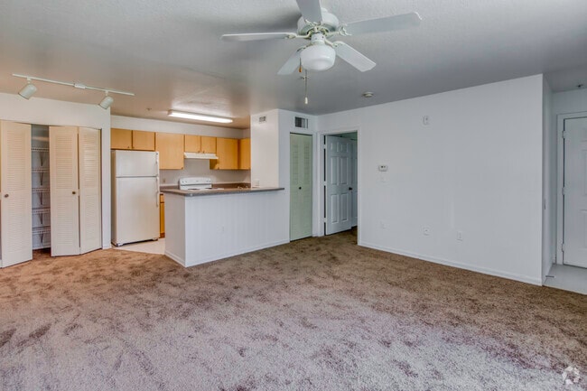 1HAB, 1BA - 700SF 4012 Mariners Cove Ct Tampa, FL - Mariner's Cove Apartments