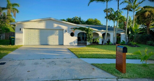 Building Photo - Coastal 4-Bedroom Oasis – Walk to the Beach! Rental
