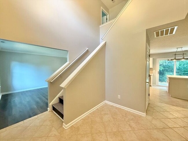 Photo - 301 Siena Dr
