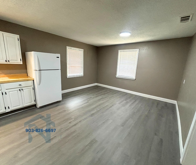 Photo - 601 Thomas St