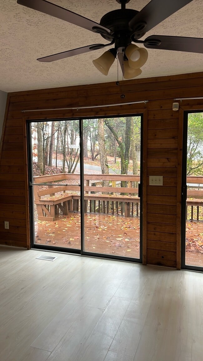 Photo - 8710 Century Trail