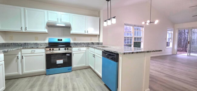 Photo - 6010 Newhall Rd