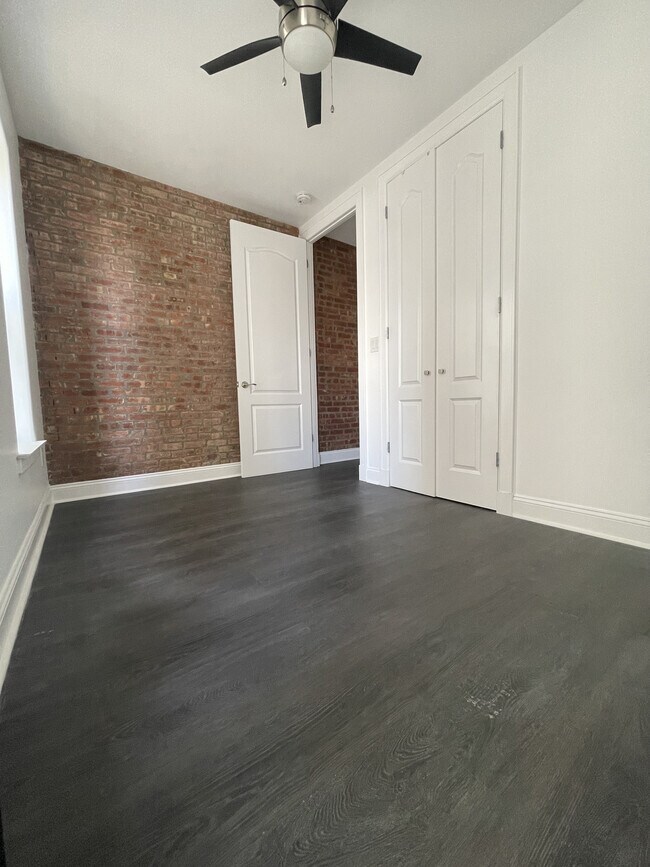 Photo - 2478 Arthur Ave