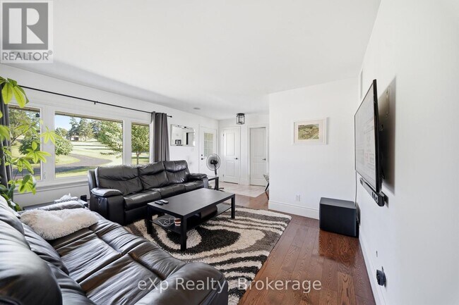 Photo - 2352 County Rd 3