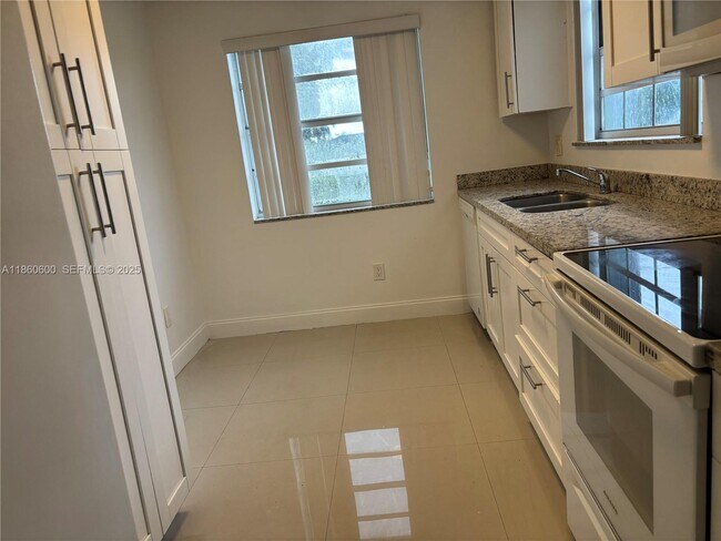 Photo - 2662 SE 19th Ct Unidad 205-E