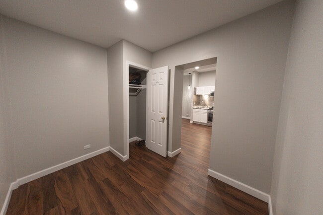 Photo - 1538 N Rockwell St Unit 1538 N Rockwell st.. Chic