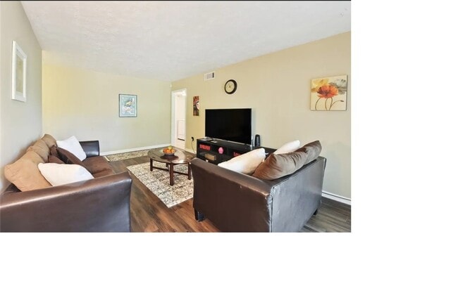 Photo - 144 Scandia Cir Unidad 1