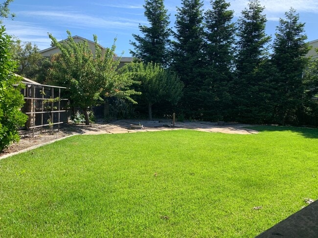 Photo - Single Level 4 Bedroom with a Lovely Backyard!! Co signers are accepted ~ Near SSU