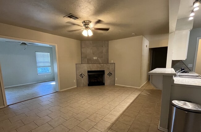 Photo - 2116 W 23rd Ave