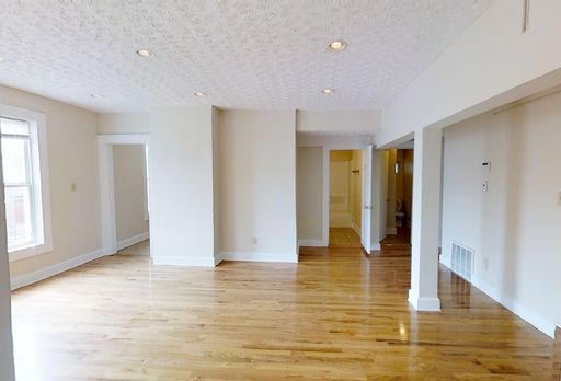 Photo - 79 E 7th Ave