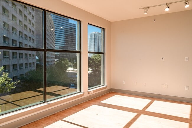 Photo - 1901 Post Oak Blvd