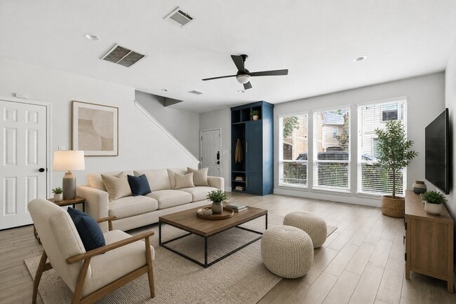 Photo - 2020 Bailey St