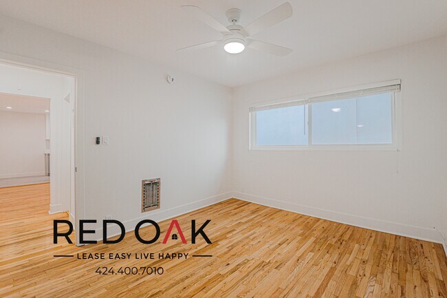 Photo - 120 S Oxford Ave Unit 8