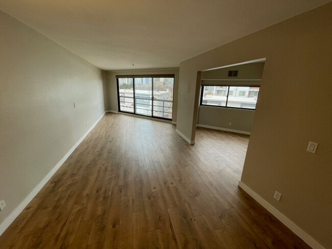 Photo - 100 Park Ave W Unit 201