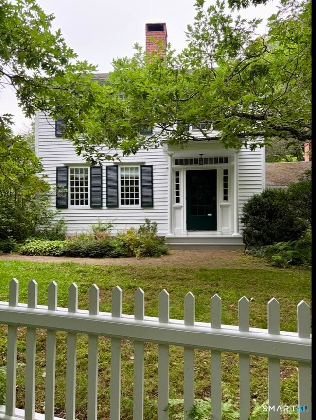 Photo - 320 Valley Rd