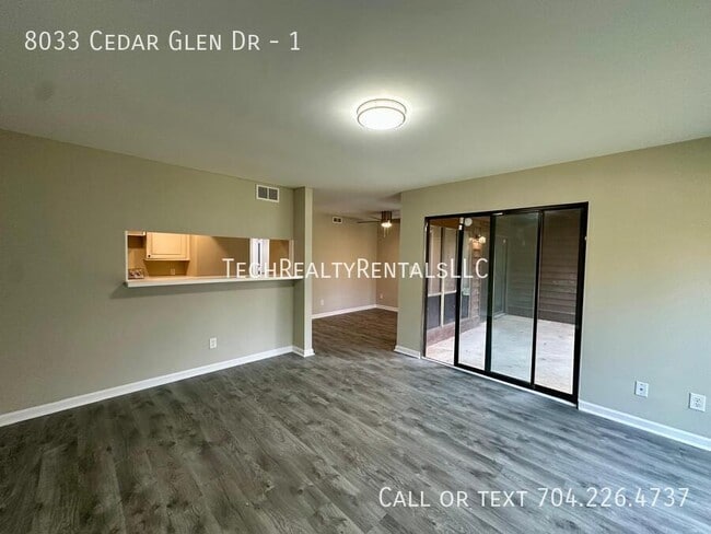 Photo - 8033 Cedar Glen Dr