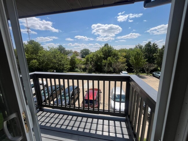Photo - 2541 Neil Armstrong Dr