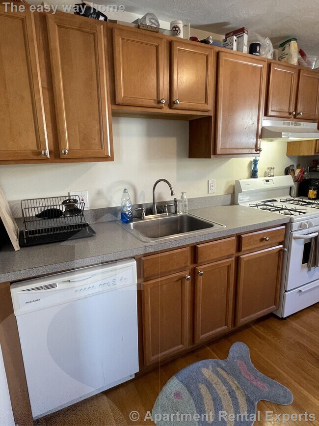 Photo - 385 Columbia St Unit #2