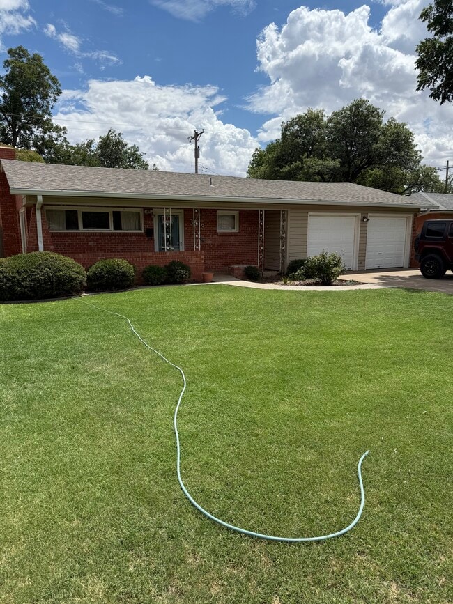 Building Photo - 3513 46th St