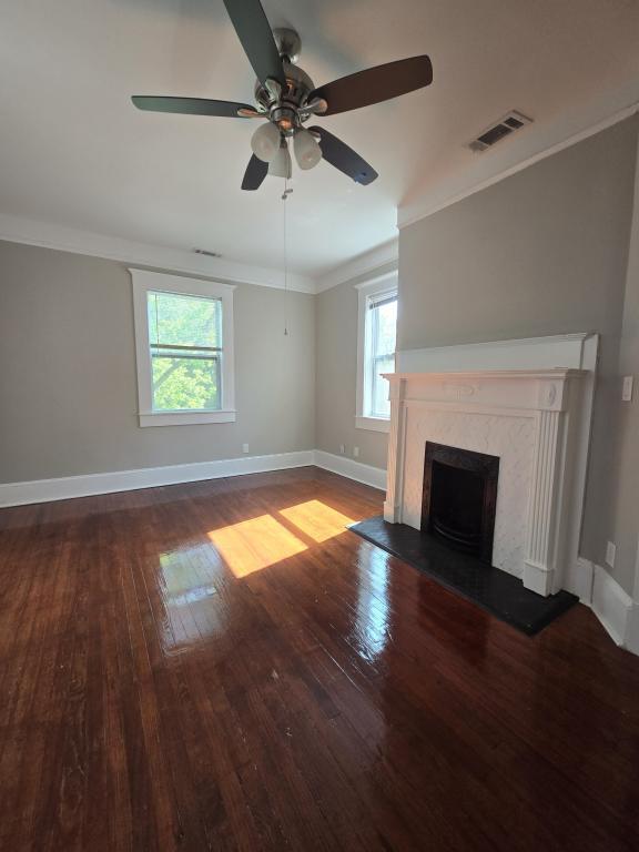 Photo - 653 E Henry St