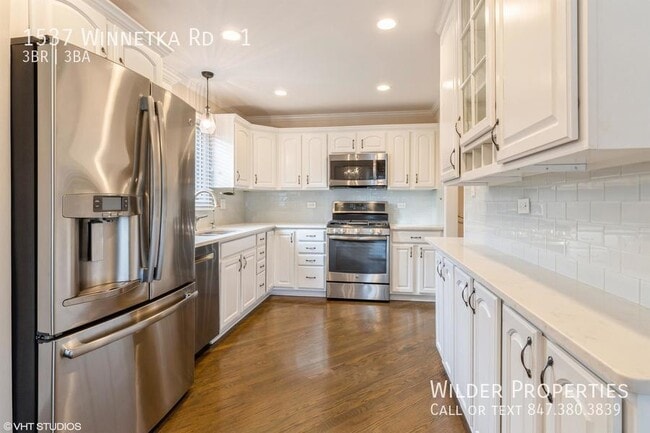 Photo - 1537 Winnetka Rd