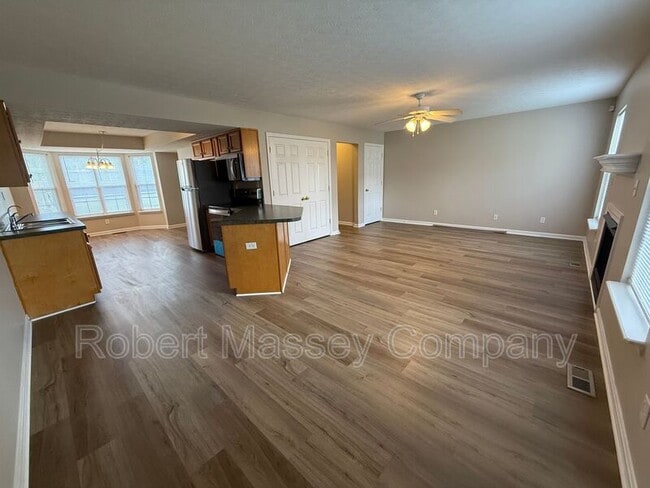 Photo - 12806 Lost Hill Walk