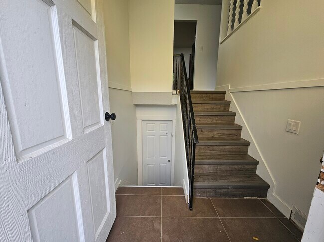 Photo - 13454 Crestview Dr