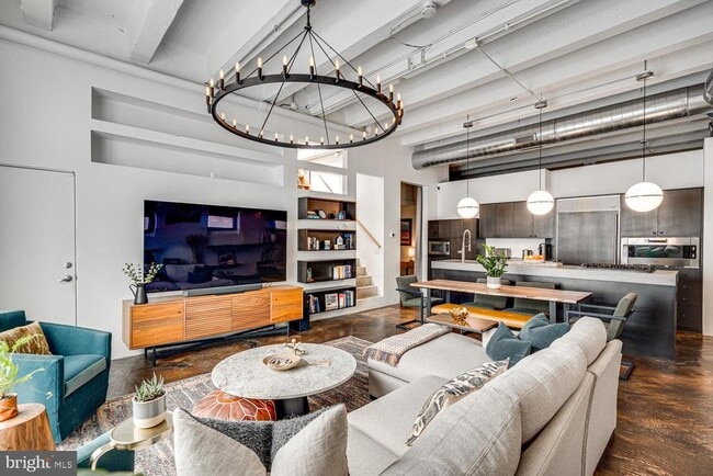 Photo - 1413 Swann St NW