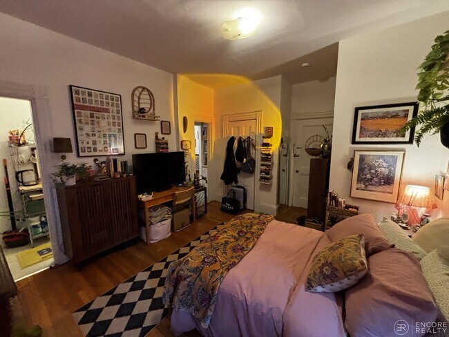 Photo - 16 Davis Ave Unit 16 Davis Ave