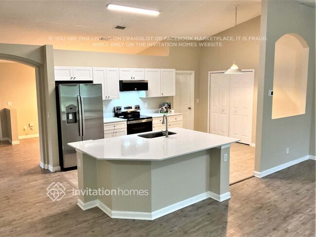 Photo - 1480 Waldrun St SE