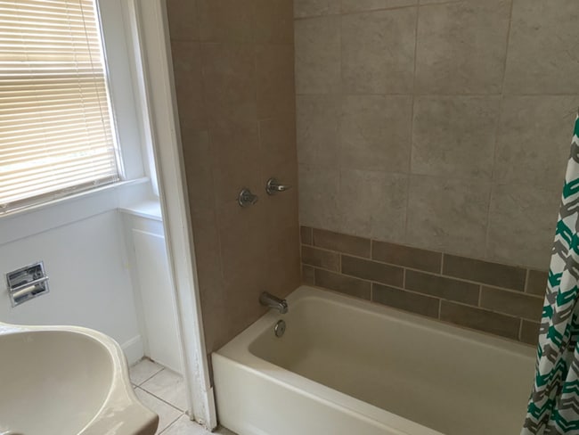 Photo - 260 Ackley Ave Unit 1FL