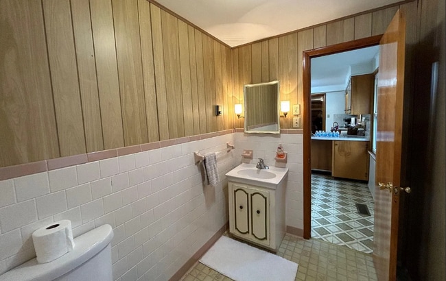 Photo - 11 Milton Ln