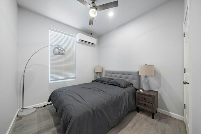 Photo - 920 Avenue L Apartamento Unidad G