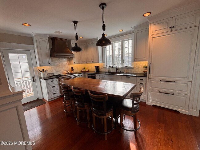 Photo - 333 Woodland Ave