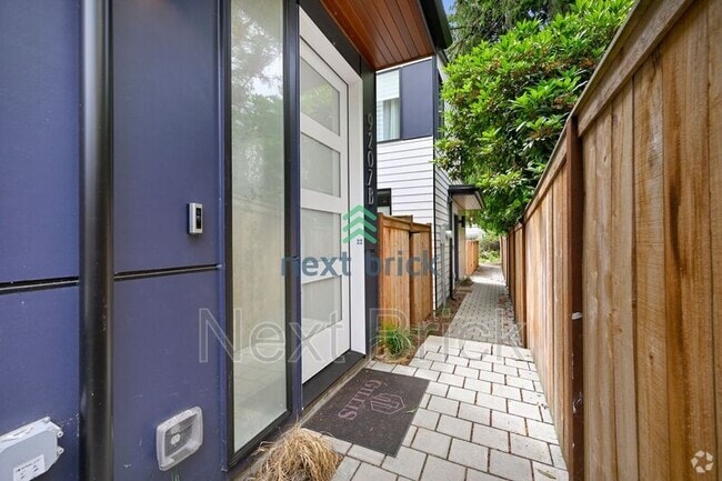 Building Photo - 9207 1st Ave NW Rental