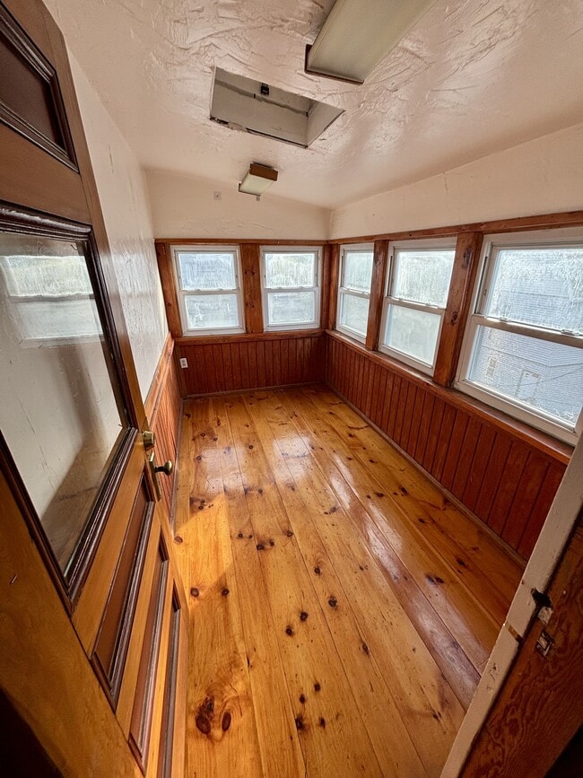 Photo - 18 Vermont Ave Unit 3