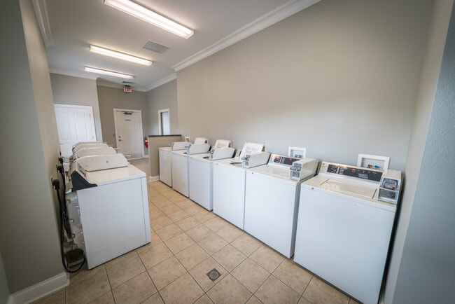 Photo - Northwind Apartments