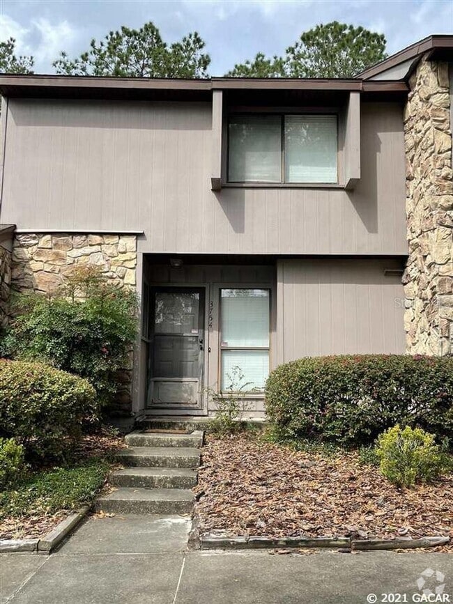 Building Photo - 2/2.5 Townhome in Mile Run