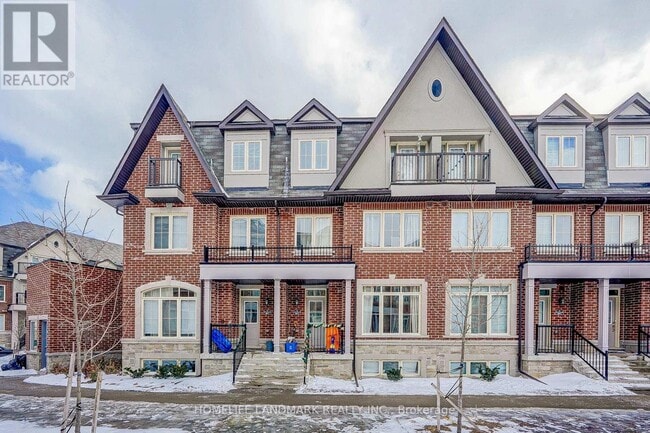Photo - 8 Eaton Park Ln