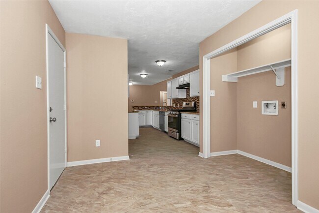 Photo - 8235 Alabaster Dr