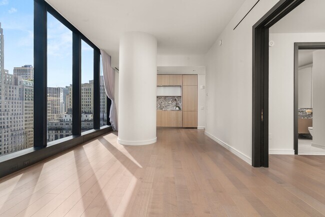 Photo - 125 Greenwich St