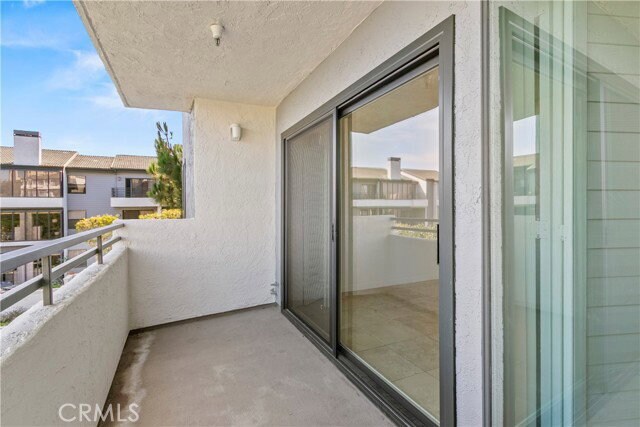 Photo - 260 Cagney Ln