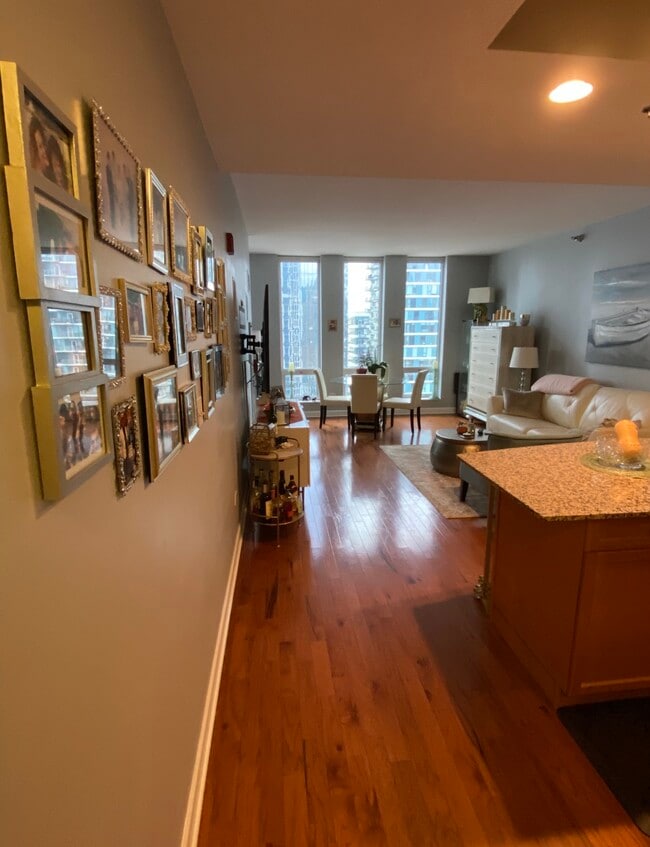 Photo - 1250 S Michigan Ave Unit NA
